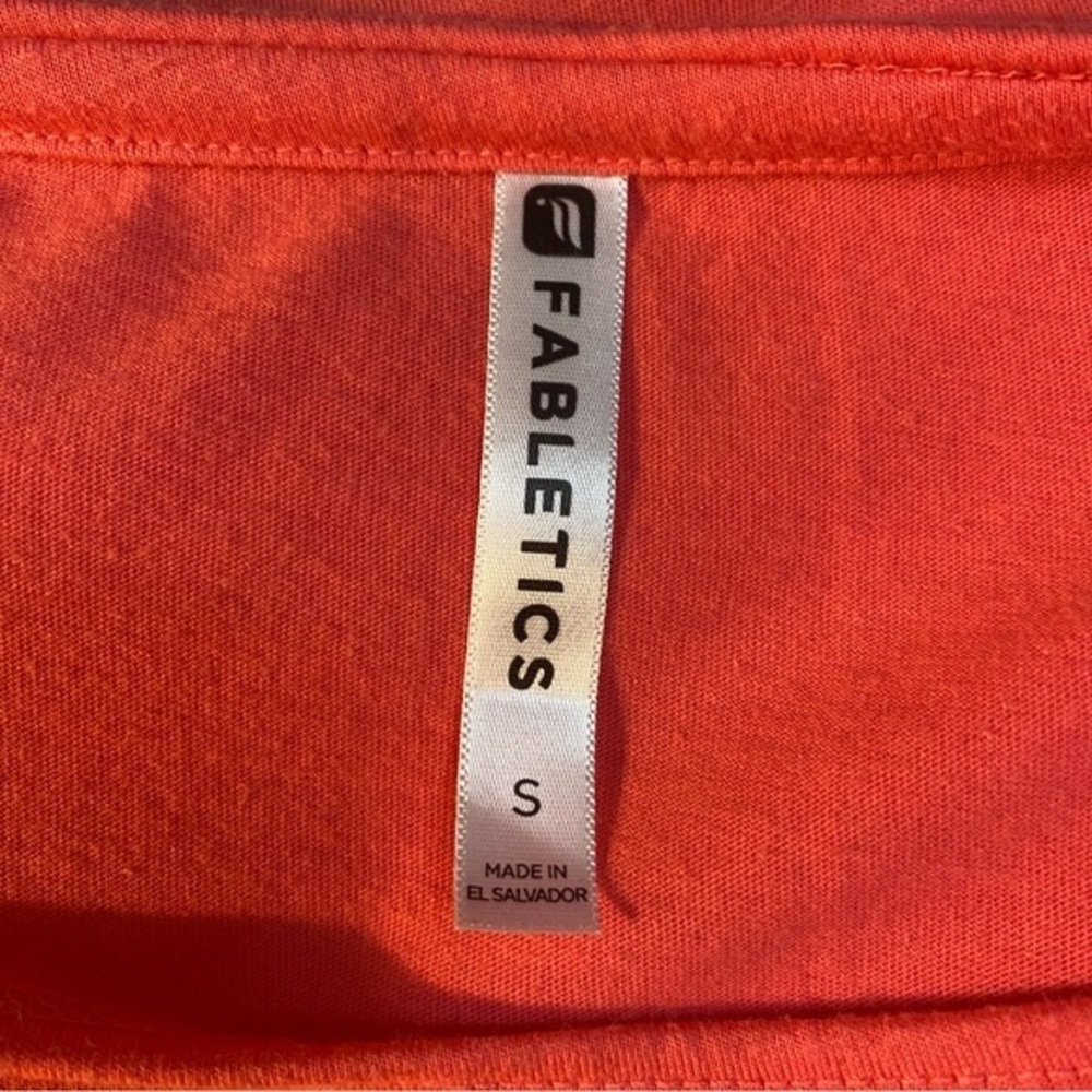 Fabletics Women’s Small Brook Tee II Pink Short Sleeve Cuffed Rolled Sleeves - Picture 6 of 8